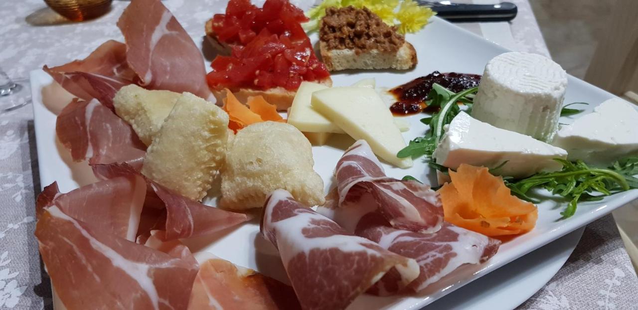 Fattoria Dei Cavalieri Apartman Sovana Kültér fotó